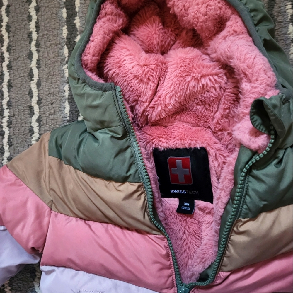 SWISS TECH PUFFER COAT FUR LINED- 18 MONTH - Picture 7 of 8